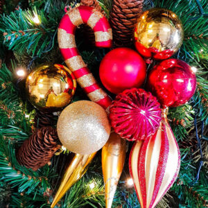 New Traditions (5ft)